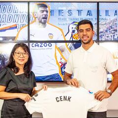 Cenk desnuda un poco más el mercado del Valencia