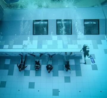 O simplemente realizar prácticas de buceo.