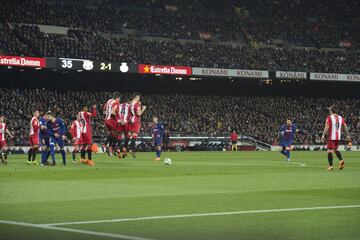 3-1. Leo Messi marcó el tercer gol en un lanzamiento de falta directa.