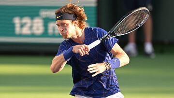Andrey Rublev sigue en racha y se medirá a Fritz en semifinales