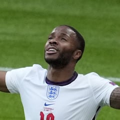 Sterling se reivindica