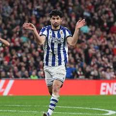 Aprobados y suspensos de la Real Sociedad: ‘Golazo Guedes’ que vale un punto