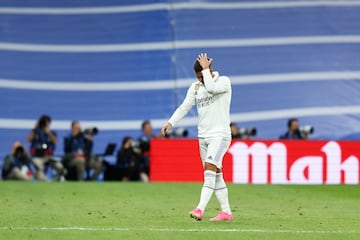 Hazard laments during the match against Getafe.