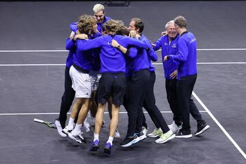 En la última jornada de la competición, Alcaraz venció en dobles y en el decisivo partido de individuales para certificar un marcador final de 13-11 a favor del Viejo Continente. El murciano cerró su debut en el torneo con tres victorias.