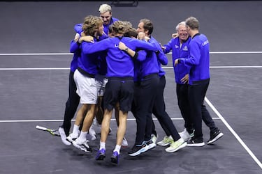 En la última jornada de la competición, Alcaraz venció en dobles y en el decisivo partido de individuales para certificar un marcador final de 13-11 a favor del Viejo Continente. El murciano cerró su debut en el torneo con tres victorias.