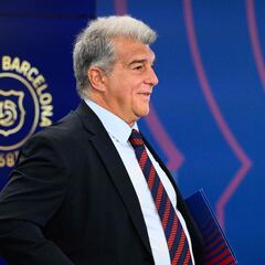 Laporta tira la casa por la ventana