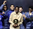 Dembélé: “Dormí con el Balón de Oro”