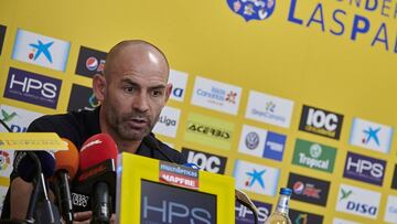 Rueda de prensa de Paco J&eacute;mez. 
   