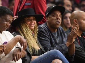 Beyonce y Jay-Z estuvieron a pie de pista en el Staples viendo como los Clippers lograban una remontada imposible ante los Thunder de Durant y Westrook.