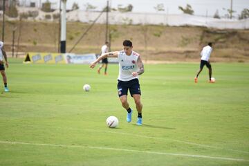 La Selección Colombia entrena de cara al partido frente a Venezuela este martes por las Eliminatorias a Qatar 2022.