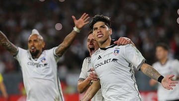 Futbol, Colo Colo vs Trinidense
Tercera ronda, Copa Libertadores 2024.
El jugador de Colo Colo Carlos Palacios, celebra su gol contra Trinidense durante el partido de copa libertadores disputado en el estadio Monumental en Santiago, Chile.
13/03/2024
Javier Salvo/Photosport
Football, Colo Colo vs Trinidense
3nd round, Copa Libertadores 2024.
Colo Colo's player Carlos Palacios celebrates his goal against Trinidense during the copa libertadores match at the Monumental stadium in Santiago, Chile.
13/03/2024
Javier Salvo/Photosport