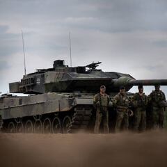 El último paso para que España entrega misiles y carros Leopard a Ucrania pasa por Alemania