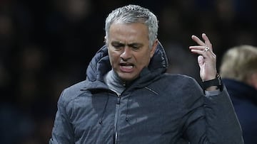 Mourinho: "Estoy lejos de tener el equipo que quiero"