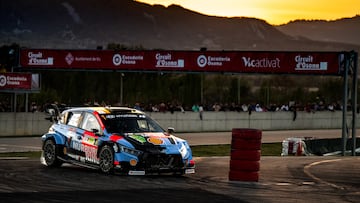 Dani Sordo, con el Hyundai en Canarias.
