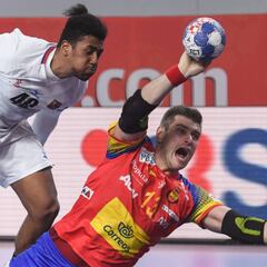 Mubenzem, el checo que sueña
en español ganar a España