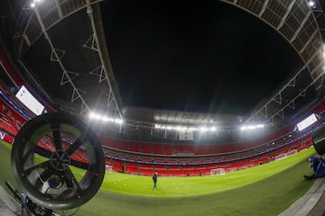 Real Madrid train at Wembley ahead of the MD4 meeting with Tottenham.