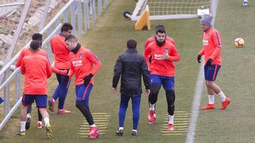 Morata y Griezmann, esta ma&ntilde;ana en el entrenamiento del Atl&eacute;tico.