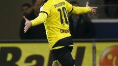 Henry Mkhitaryan celebra un gol con el Borussia Dortmund.