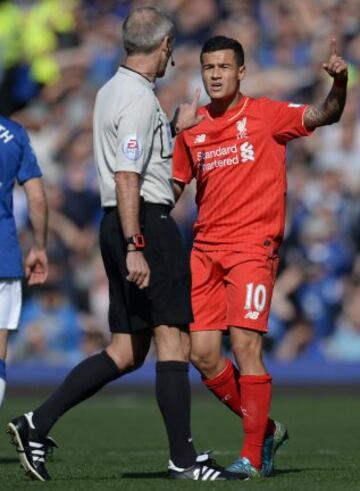 El volante brasileño que juega en Liverpool aparece en el puesto 10 del listado de este año, un ascenso de 28 puestos respecto a 2014.