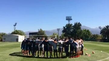 El minuto de silencio de la UC en honor al Chapecoense
