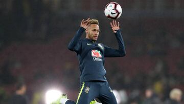 Soccer Football - International Friendly - Brazil v Uruguay - Emirates Stadium, London, Britain - November 16, 2018 Brazil's Neymar during the warm up before the match Action Images via Reuters/Peter Cziborra TPX IMAGES OF THE DAY