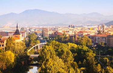 Las 10 ciudades más románticas de España