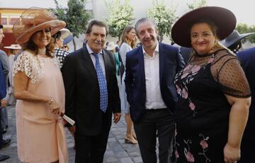 I?aki Cano, junto a su acompa?ante, con Josep Pedrerol y Carmen Colino.