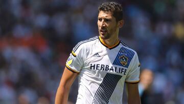 Coincidió con Ángel en LA Galaxy en la temporada 2011.