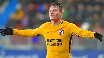 Gameiro celebra un gol en Eibar.