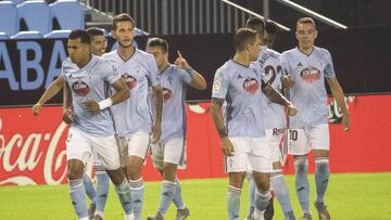 Jeison Murillo, Jorge S&aacute;enz, Lucas Olaza, Hugo Mallo, Iago Aspas, Brais M&eacute;ndez y Fran Beltr&aacute;n celebran el tanto del Celta contra el Atl&eacute;tico.