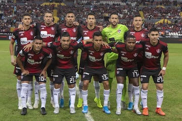 La furia rojinegra ha invertido casi 25 MDD en refuerzos en los recientes 10 años, pero no ha sido suficiente para lograr el anhelado campeonato. Su balance respecto a las ventas es muy jugoso, pues ha recibido 38.09 MDD con una utilidad de 11.82 MDD, según datos de Transfermarkt.