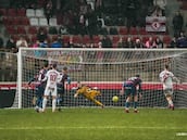 Dani Jiménez y el Huesca hurgan en la herida del Reino