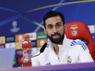 Arbeloa durante la rueda de prensa previa al partido de Champions League contra el Benfica.