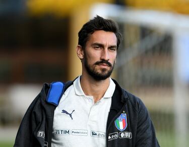 Las dos capitanías que ostentó en su carrera (Cagliari y Fiorentina) le valieron para ser valorado por los diferentes entrenadores que tuvo en su carrera. "Su sonrisa y su pureza están presentes en todos los que hemos tenido el privilegio de caminar a su
