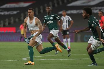 Breno Lopes marc¨® el gol de la victoria del Palmeiras. 1-0.