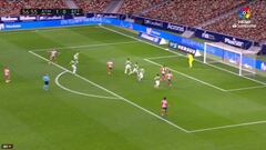 Las notables atajadas de Claudio Bravo ante el Atlético