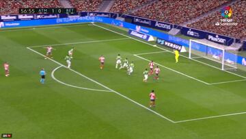 Las notables atajadas de Claudio Bravo ante el Atlético