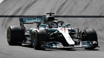 Lewis Hamilton cruises to Spain victory