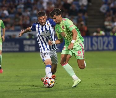 El Málaga se queda sin ‘sextete’ pero sale vivo de Huelva