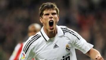 Según el diario italiano Florentino Pérez estaría dispuesto a venderlo por 10 o 12 millones de euros.