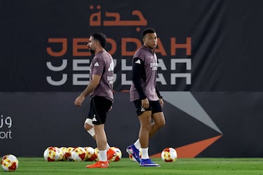 Mbappé con Dani Carvajal.