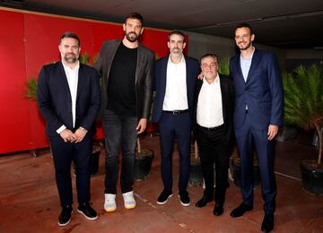 Carlos Cabezas, Marc Gasol, Bernie Rodríguez, Pepu Hernández y Carlos Jiménez.