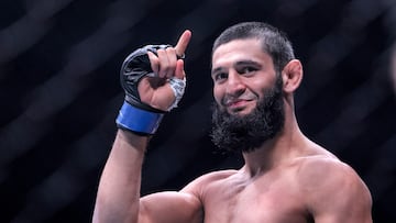 El checheno Khamzat Chimaev anoche en el UFC 294 de Abu Dabi.