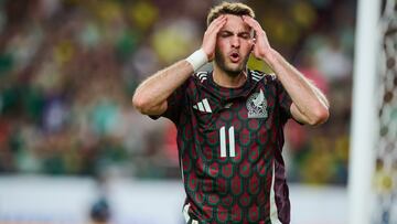 Santiago Gimenez of Mexico during the CONMEBOL Copa America 2024 group B match between Ecuador and Mexico, at State Farm Stadium, on June 30, 2024 in Glendale, Arizona, United States.