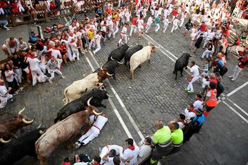 Hoy 8 de julio de 2022 se ha celebrado el segundo día de los encierros de los Sanfermines. Por las calles de Pamplona ha corrido los toros de la ganadería Fuente Ymbro.