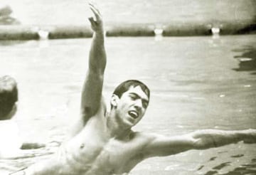 Hace 50 años un muchacho mexicano de tan sólo 17 años protagonizó uno de los momentos más especiales en la historia del olimpismo mexicano. Felipe ‘El Tibio’ Muñoz ganó en la Alberca Olímpica el oro de la prueba de 200 metros brazos ante el júbilo de su gente, siendo la primera medalla de oro para el país tricolor en los Juegos Olímpicos de aquella edición. Nadie en aquel entonces hubiera apostado si quiera que podría subirse al podio, pero su estrategia y su habilidad lo convirtieron ese día en una leyenda. 