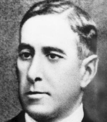 Rafael Llopart fue elegido en una asamblea celebrada el 29 de junio de 1915 en el campo de la calle Industria. Su nombramiento marc¨® el inicio de una etapa de paz y consenso en el seno del Club