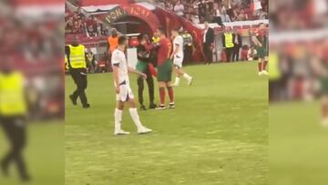 El inesperado gesto de Cristiano Ronaldo con un espontáneo que se volvió viral