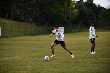 La Selección Colombia entrenó en Atibaia con la mira puesta en el duelo del jueves ante Brasil por Eliminatorias.