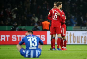 Bayern Múnich ganó 3-2, en el tiempo extra, frente al Hertha de Berlín. 